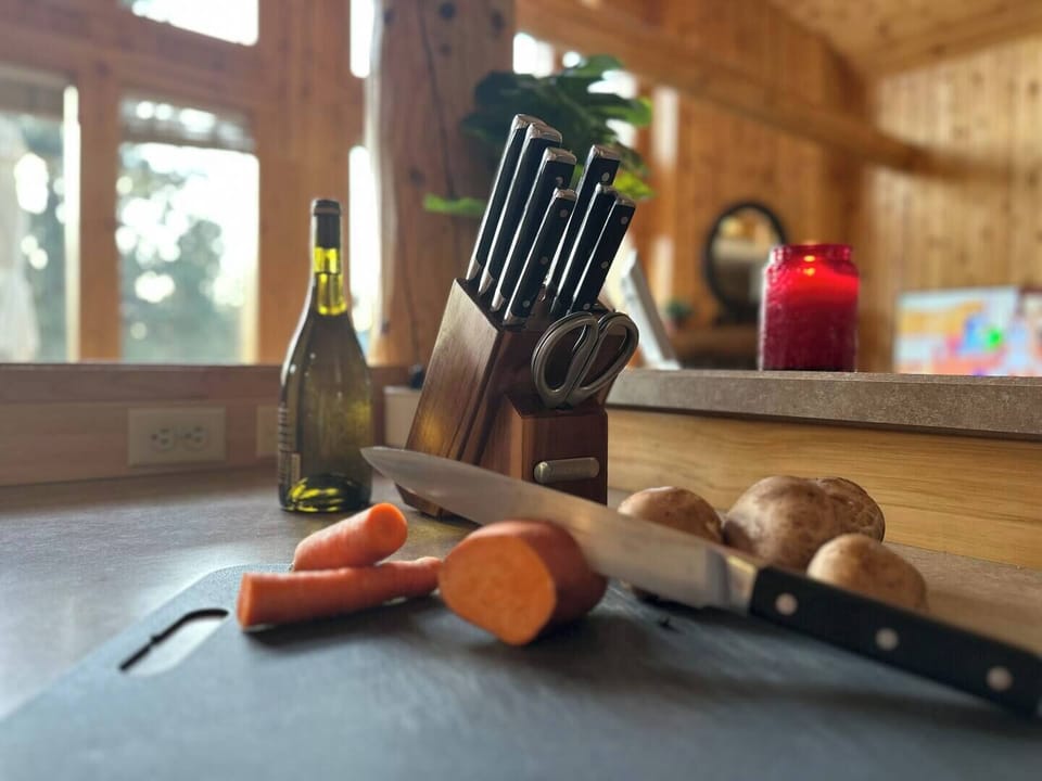 Nice cutlery with a built in knife sharpener to keep your culinary skills sharp. 