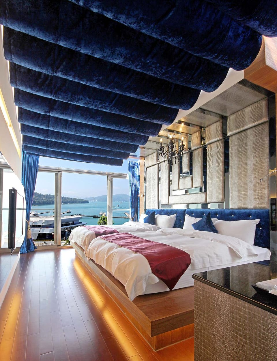 Signature Room, 2 Double Beds, Balcony | Desk, soundproofing, rollaway beds, free WiFi