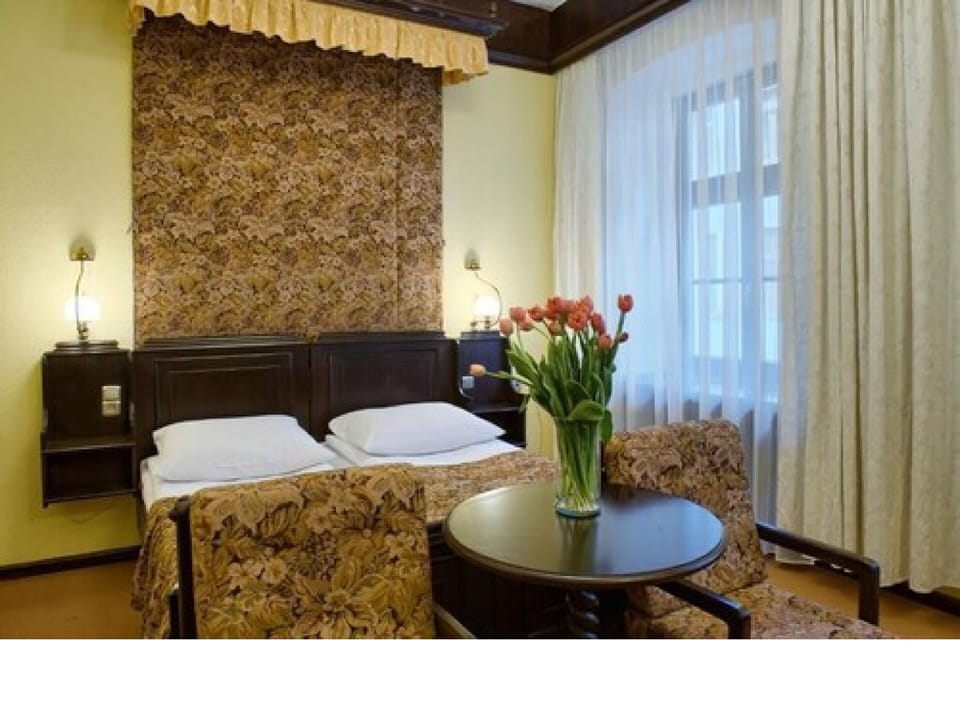 Superior Double Room | Minibar, desk, free WiFi, bed sheets