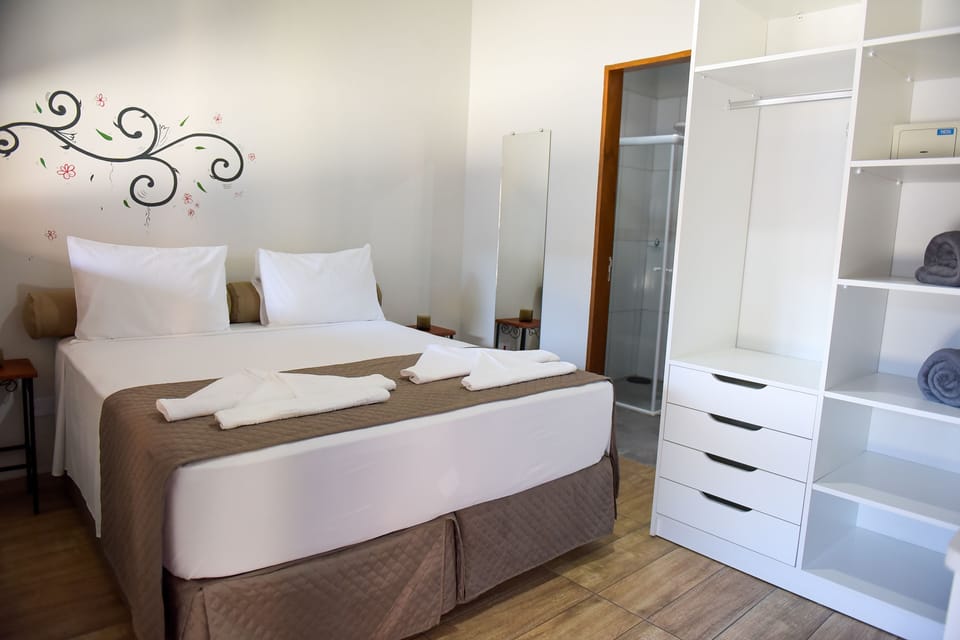 Basic Double or Twin Room, 1 Bedroom | Minibar, in-room safe, desk, free WiFi