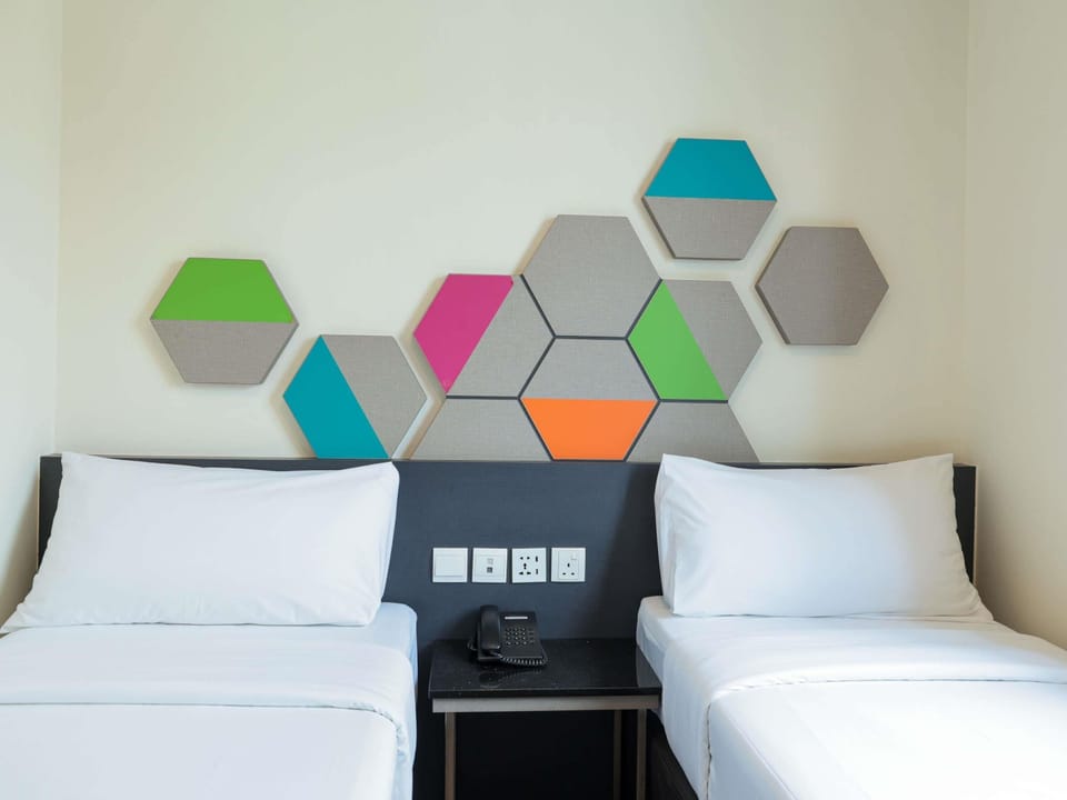 Superior Room, 2 Twin Beds | Desk, iron/ironing board (on request), WiFi (free), bed sheets
