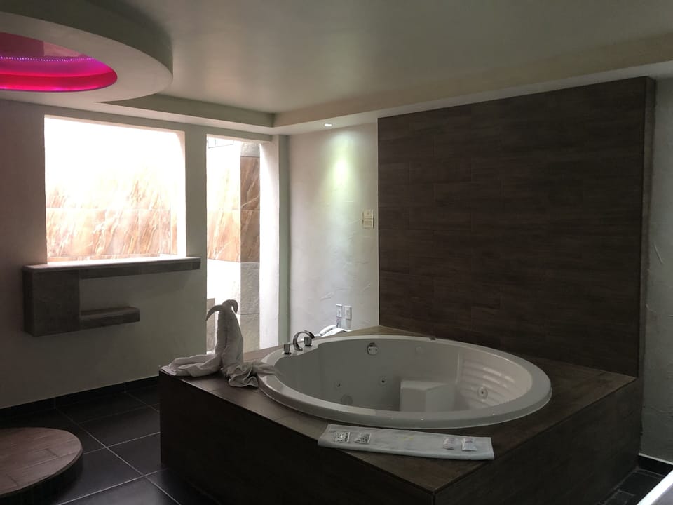 Superior Room | Individually decorated, individually furnished, laptop workspace