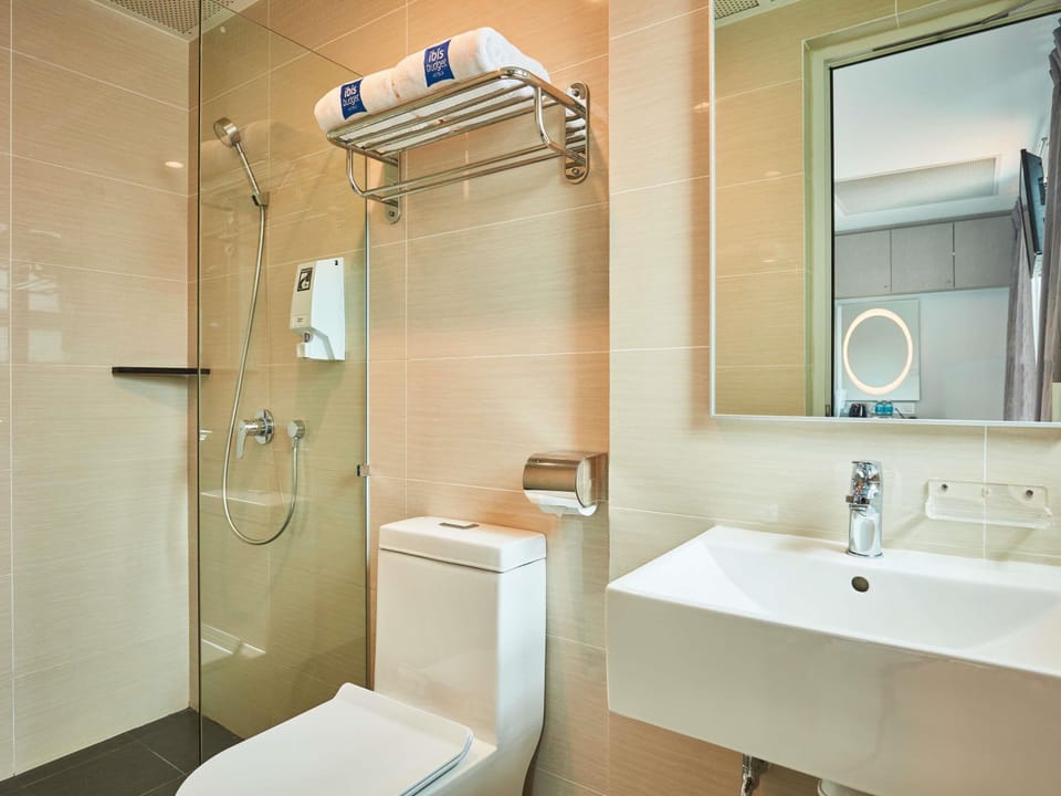 Desk, iron/ironing board (on request), WiFi (free), bed sheets