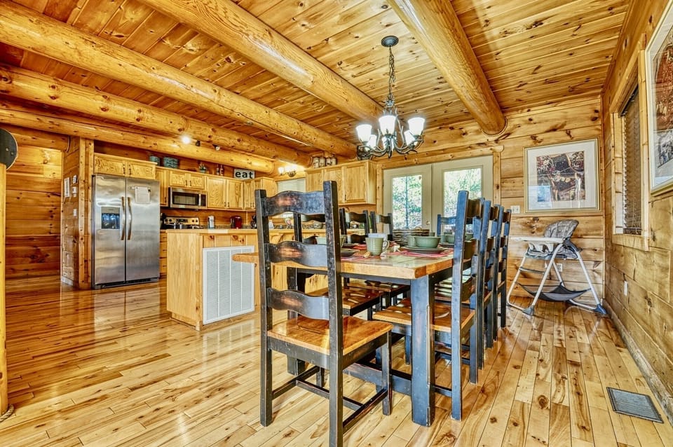 Seating in the dining room area for 12 guests.  Including a highchair.