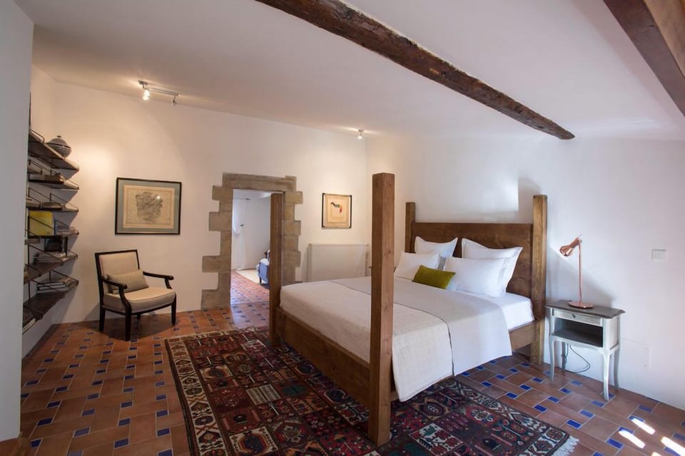Suite ( Salagou) | Premium bedding, pillowtop beds, individually decorated