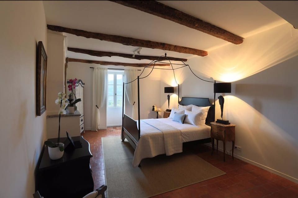 Premium bedding, pillowtop beds, individually decorated