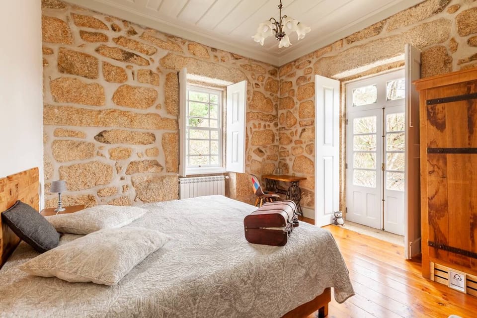 Standard Double Room | Iron/ironing board, rollaway beds, free WiFi, bed sheets