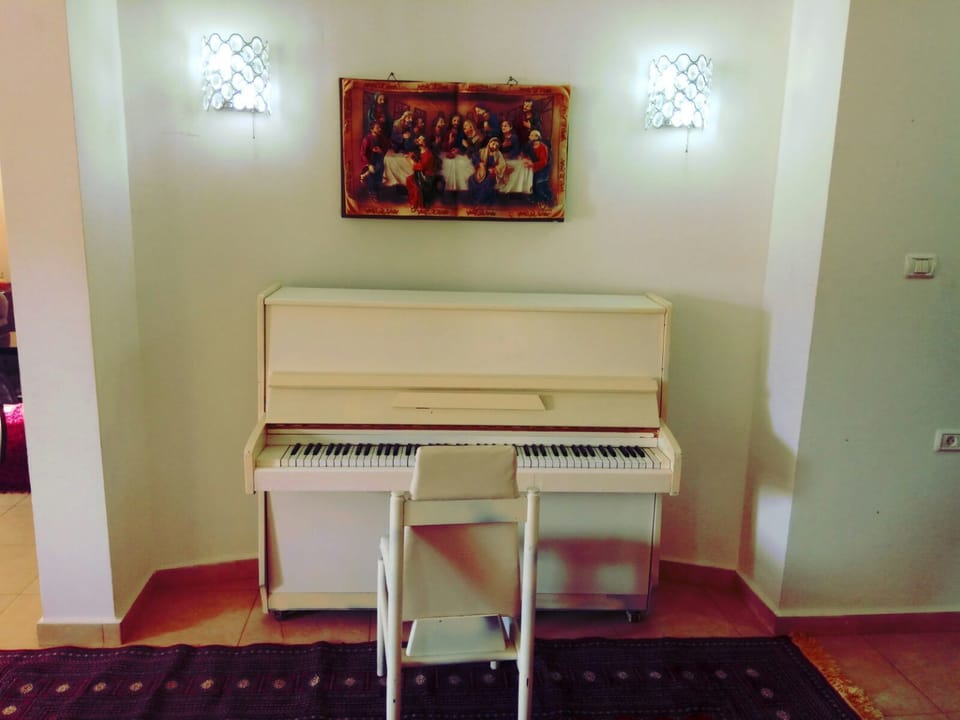 Villa, 4 Bedrooms, Mountain View | Room amenity