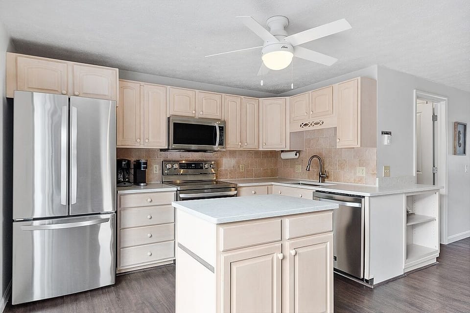 Clean kitchen with everything you will need for meal prep and cleanup