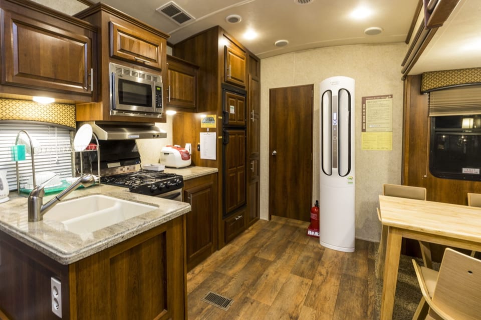 Premium Room | Blackout drapes, soundproofing, free WiFi, bed sheets