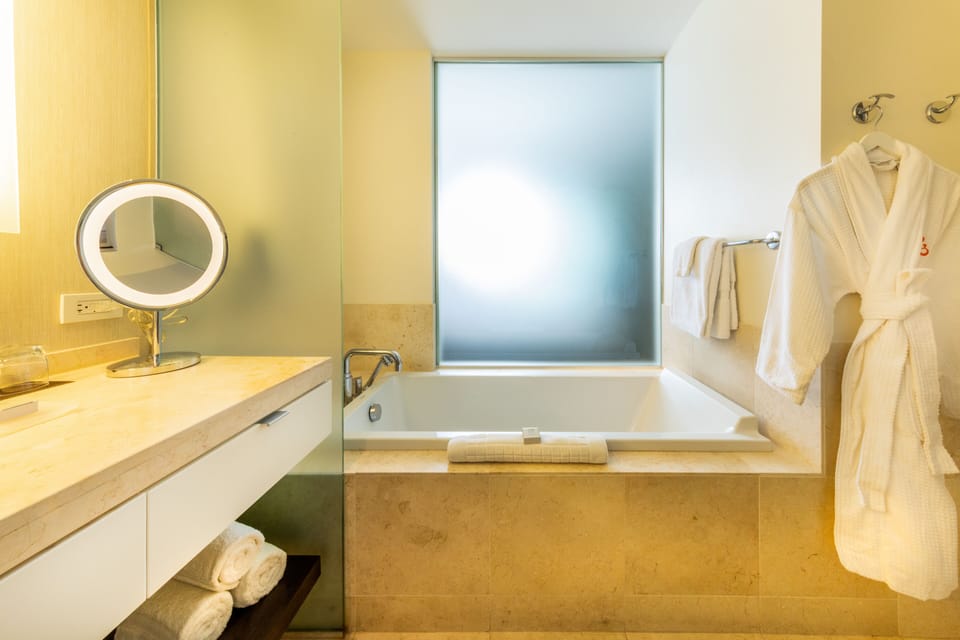 Room, 1 King Bed | Bathroom sink