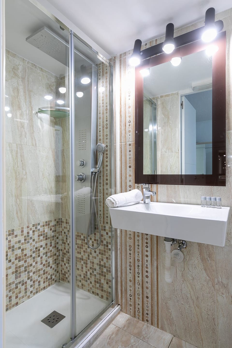 HA San Mateo Suites Hotel in Centro