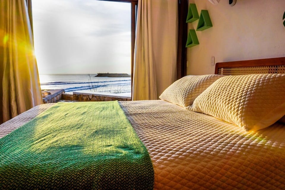 Deluxe Triple Room | Soundproofing, WiFi (free), bed sheets