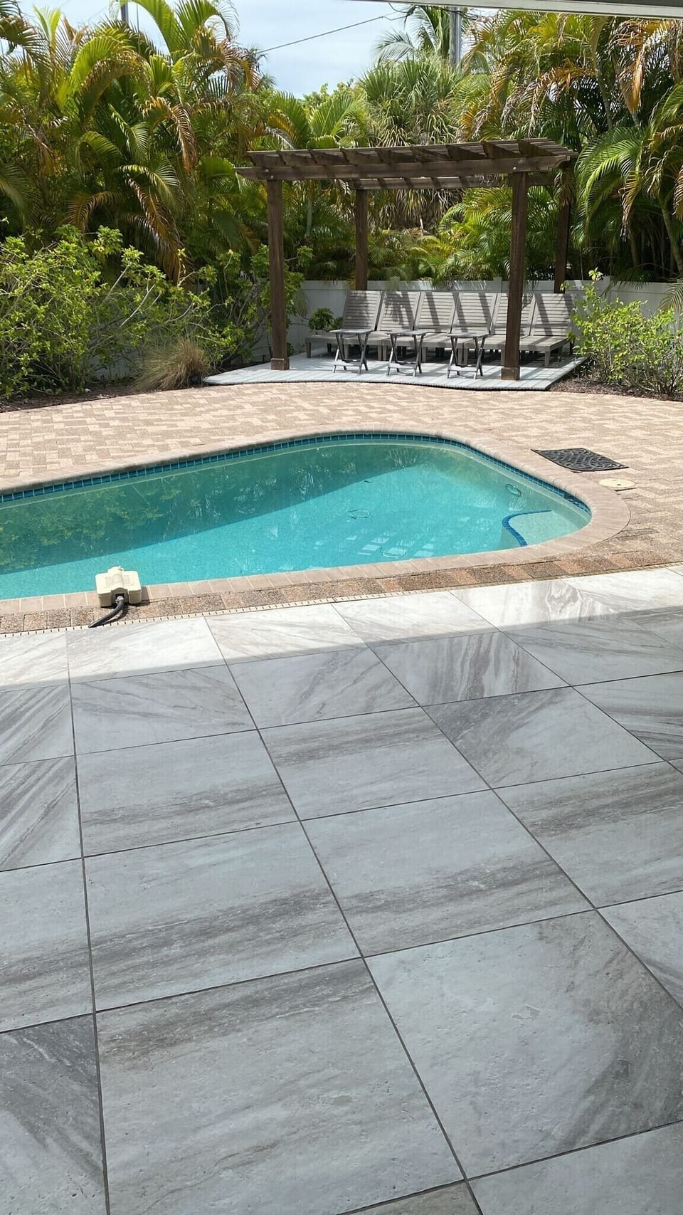 sun loungers 