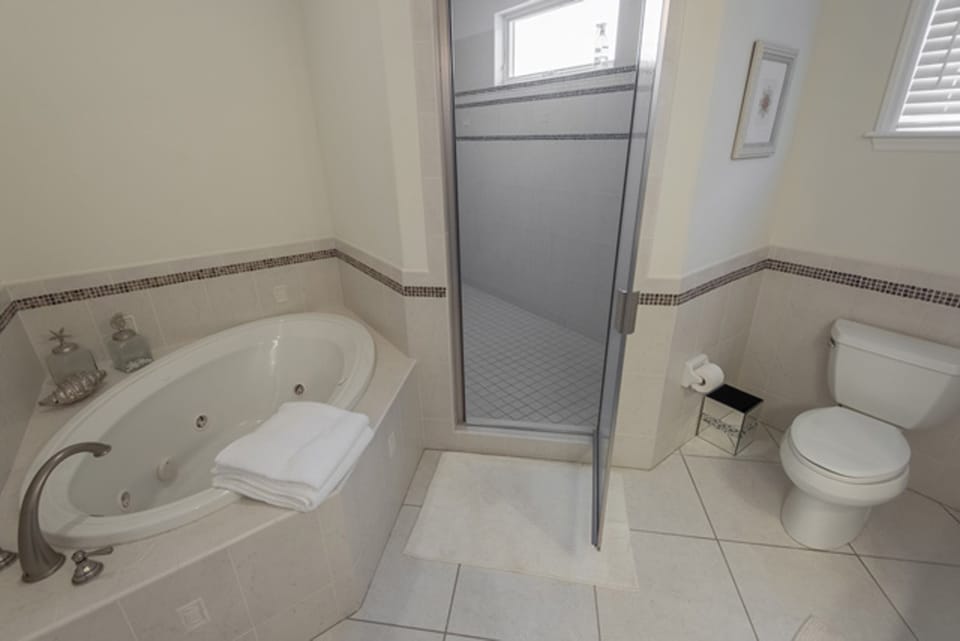Master On Suite
Castaway Cove Jacaranda Rd Anna Maria
