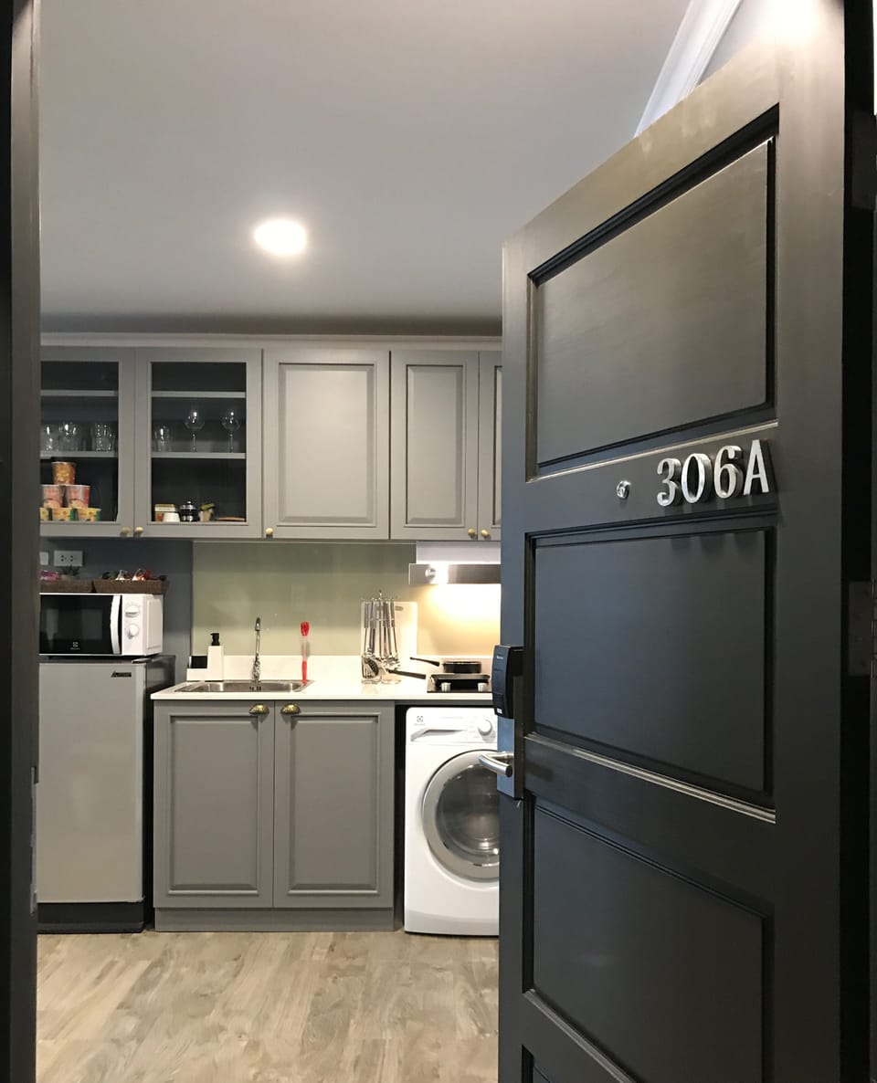 2-Bedroom Condo | Private kitchen | Fridge, microwave, stovetop, coffee/tea maker