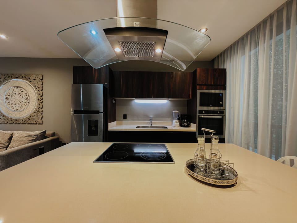 Superior Apartment, 1 King Bed with Sofa bed | Private kitchen | Espresso maker