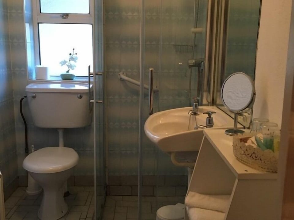 Ach na Sheen Guest House Bed and Breakfast in Co. Tipperary, Ireland