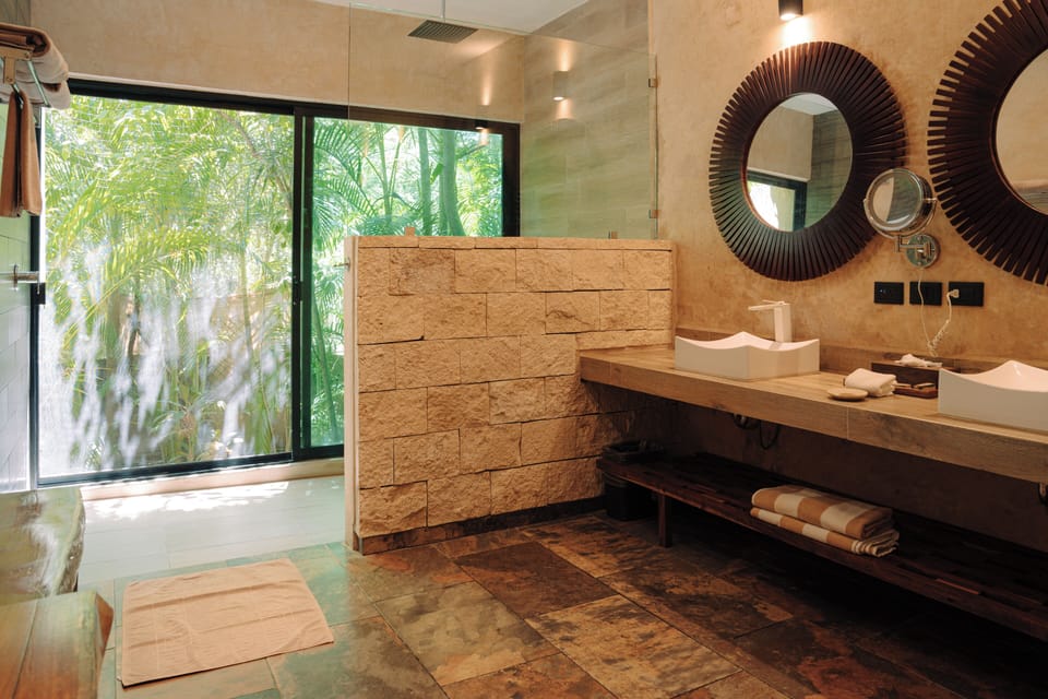 Villa, 2 Queen Beds | Bathroom | Shower, free toiletries, hair dryer, towels