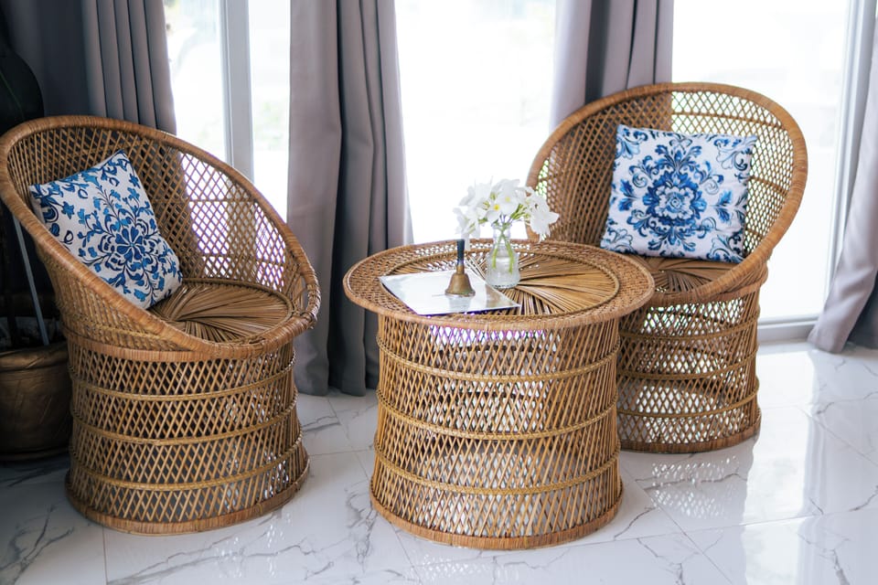 Grand Tiki Villa | Living area | Flat-screen TV