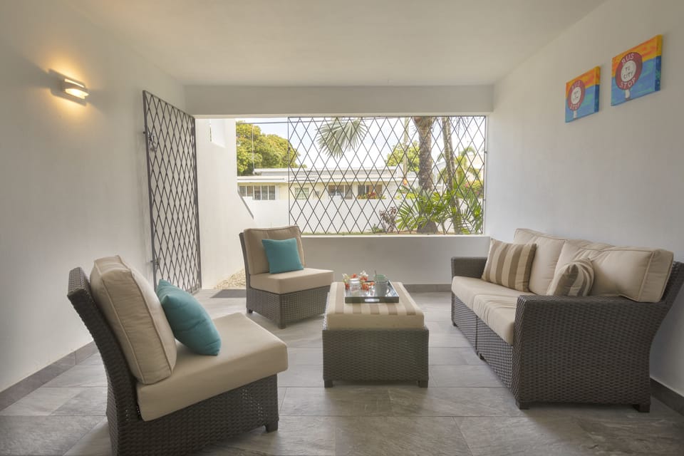 Luxury Apartment, 2 Bedrooms, Kitchen | Terrace/patio