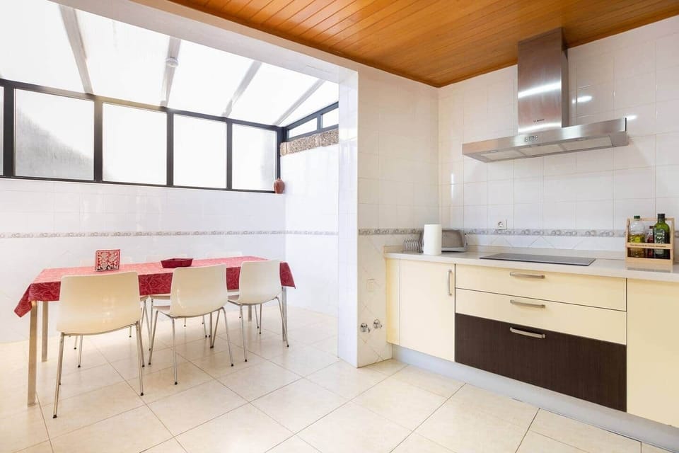Kitchen, Main Villa