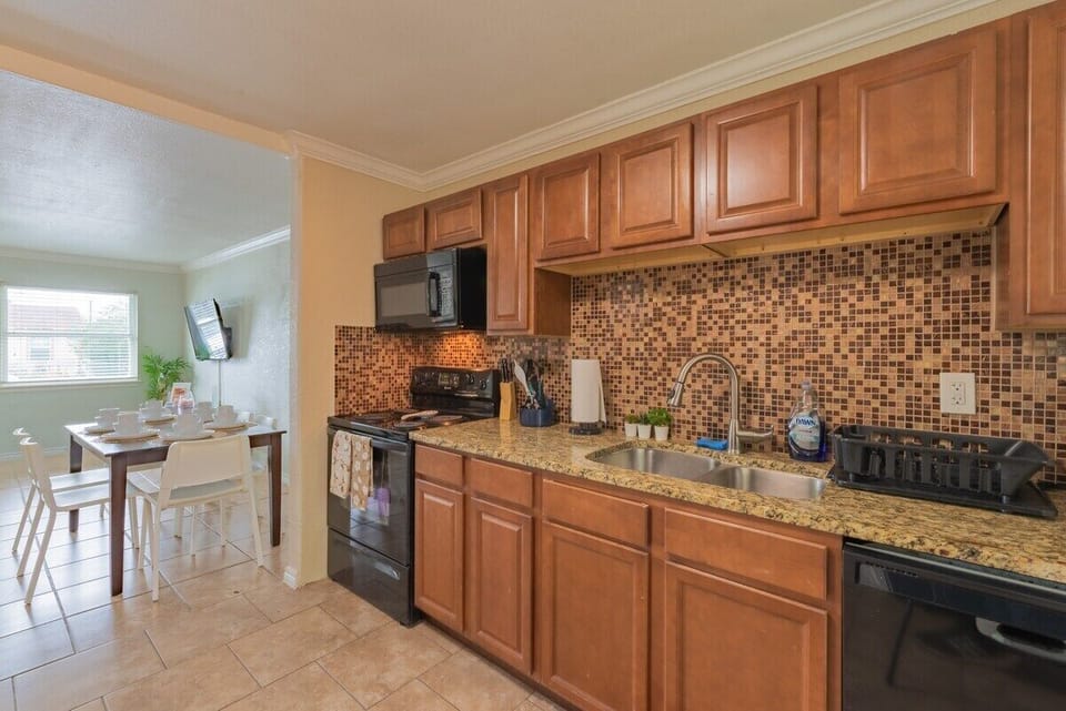 Spacious kitchen