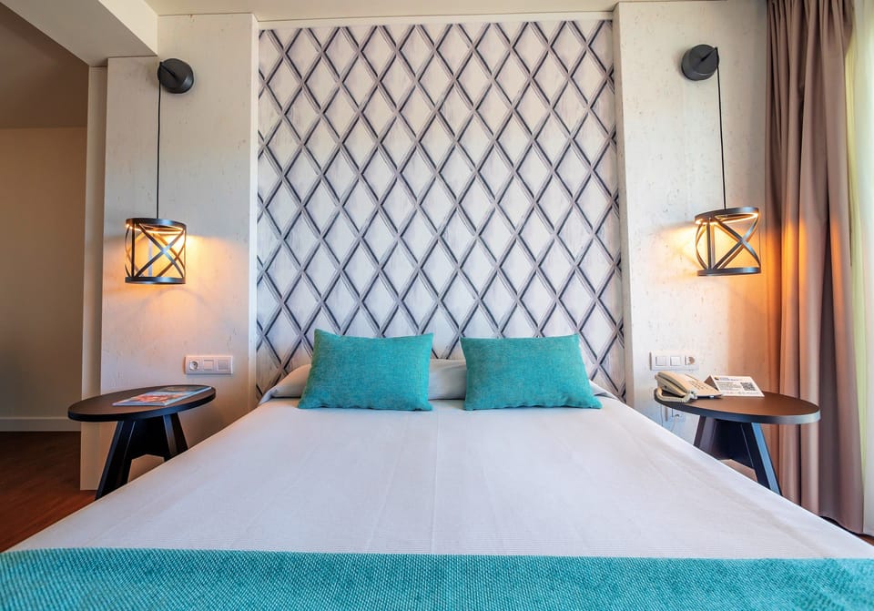 In-room safe, desk, free cribs/infant beds, free WiFi