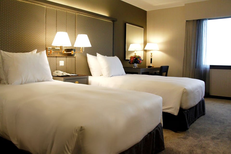 Minibar, in-room safe, desk, iron/ironing board (on request)