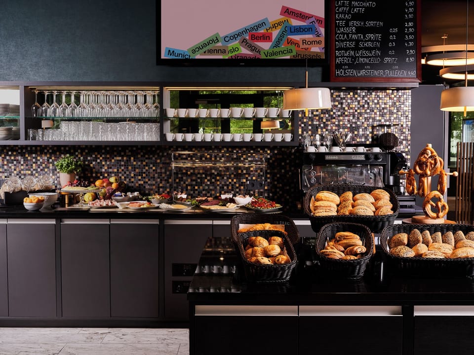 Breakfast buffet