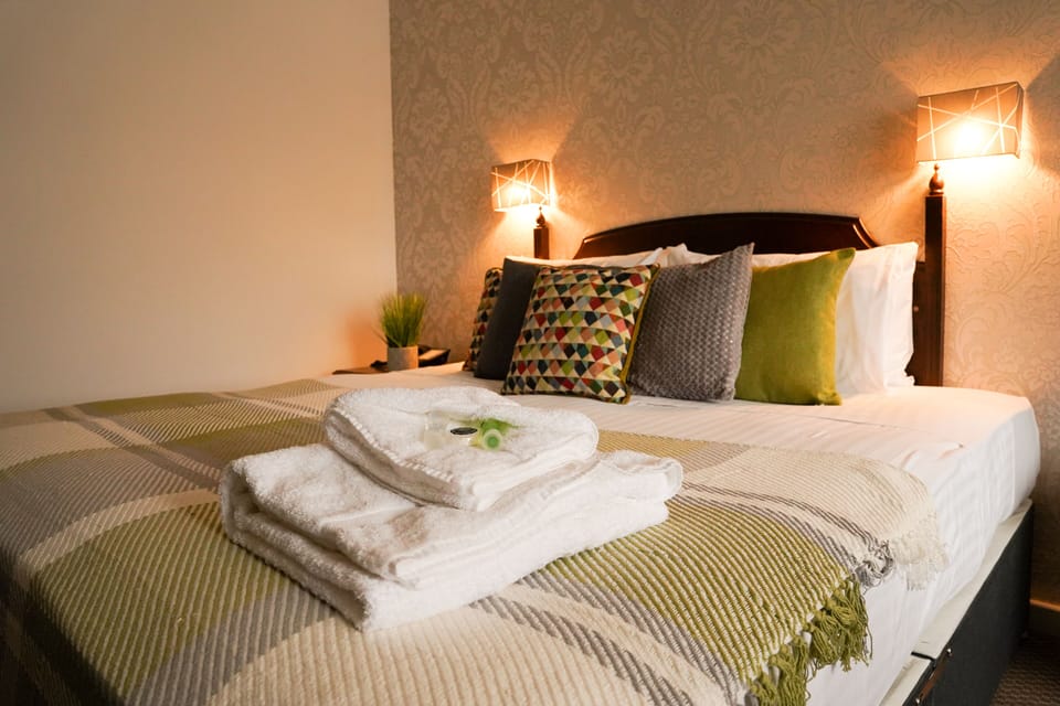 In-room safe, desk, soundproofing, iron/ironing board