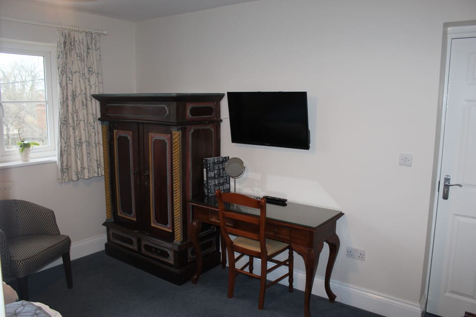 Twin Room, Ensuite