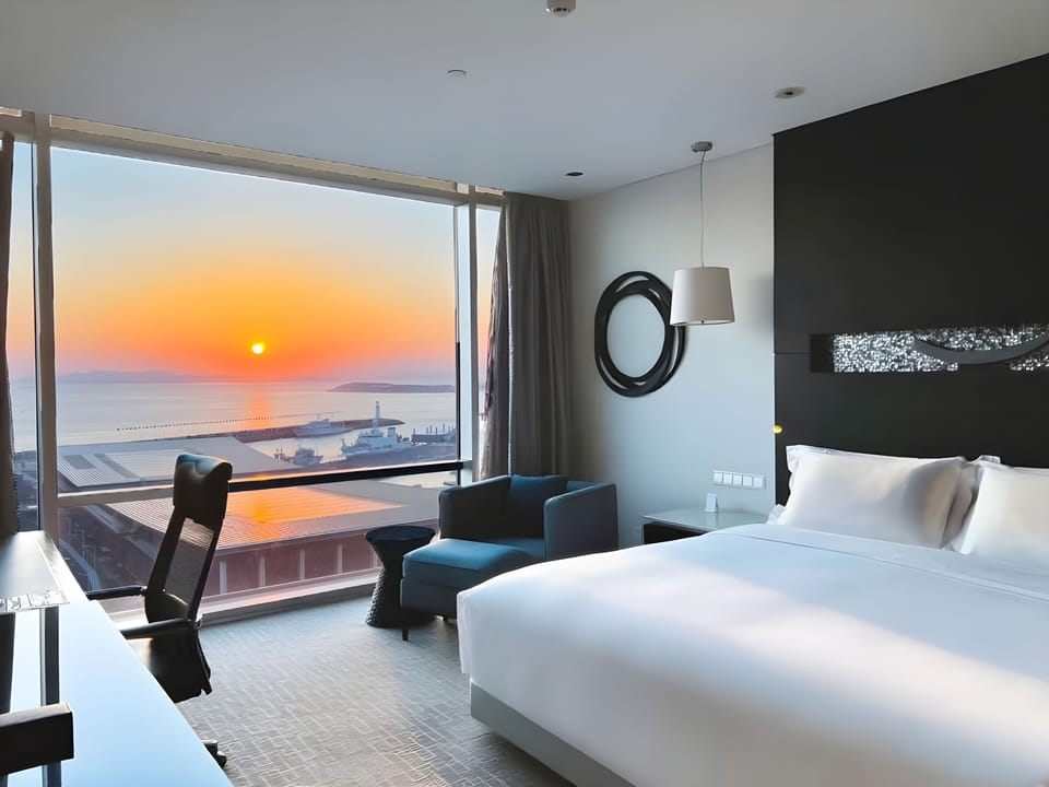 Classic Room, 1 King Bed, Club Lounge Access, Ocean View | View from room