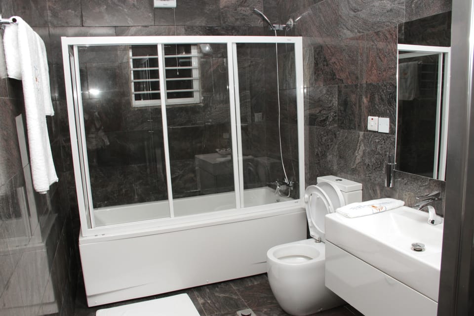 Free toiletries, towels