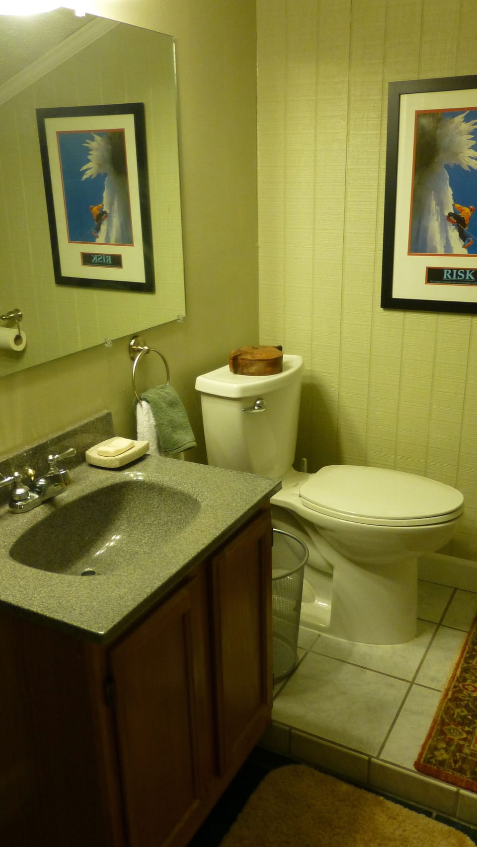 Full bath upstairs