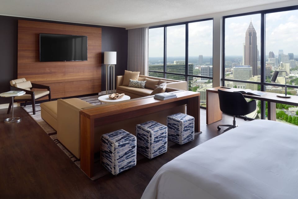 Executive Suite, 1 King Bed with Sofa bed | Living area | 37-inch flat-screen TV with satellite channels, TV, Netflix