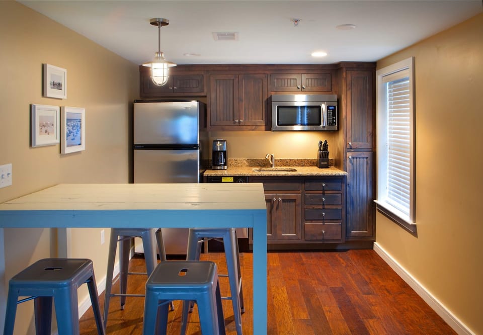 Private kitchenette