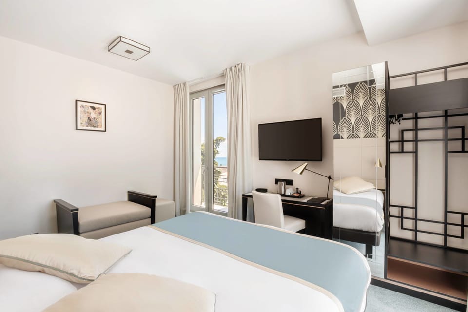 Superior Room, 1 Queen Bed, Non Smoking, Terrace (Twin bed on request) | In-room safe, desk, soundproofing, iron/ironing board
