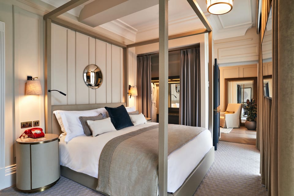 Suite, 1 Bedroom, Accessible, Park View (Roll-In Shower) | Premium bedding, minibar, in-room safe, soundproofing