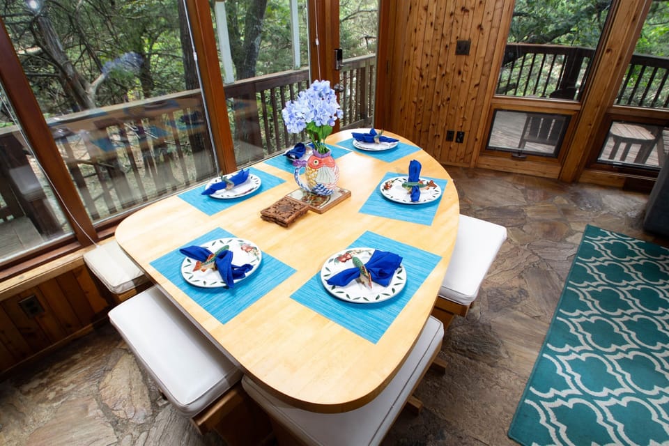 Large open glass area of the family room to capture the essence of nature.