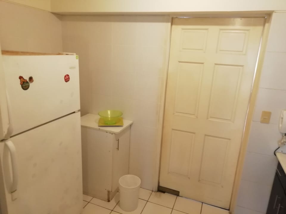 Apartment, 2 Bedrooms, Ocean View | Private kitchen | Coffee/tea maker, fridge, microwave, electric kettle