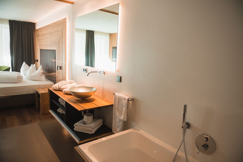 Family Suite, 2 Bedrooms | Bathroom | Eco-friendly toiletries, hair dryer, bathrobes, bidet