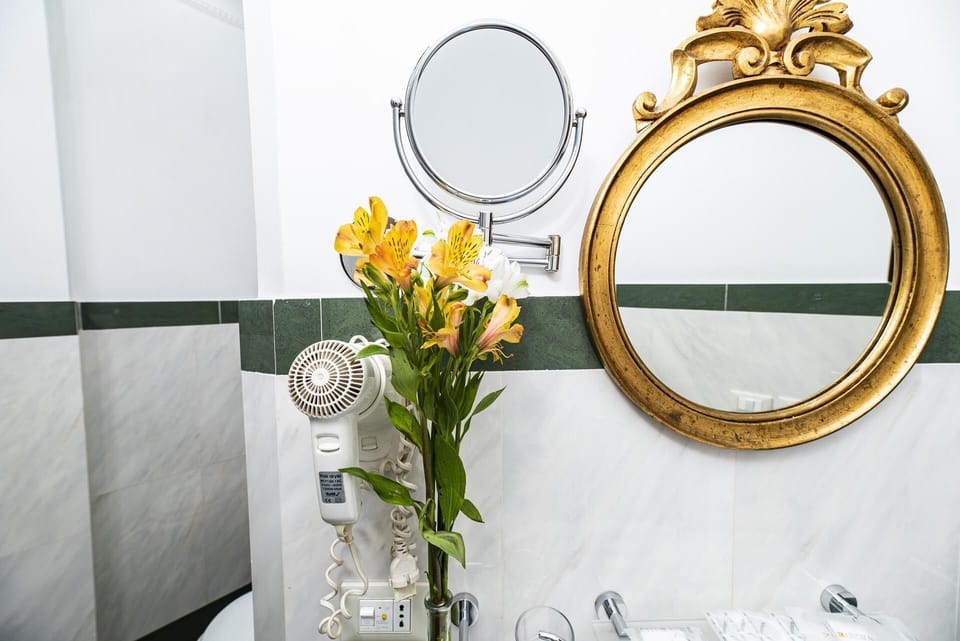 Superior Double Room | Bathroom | Free toiletries, hair dryer, towels, soap