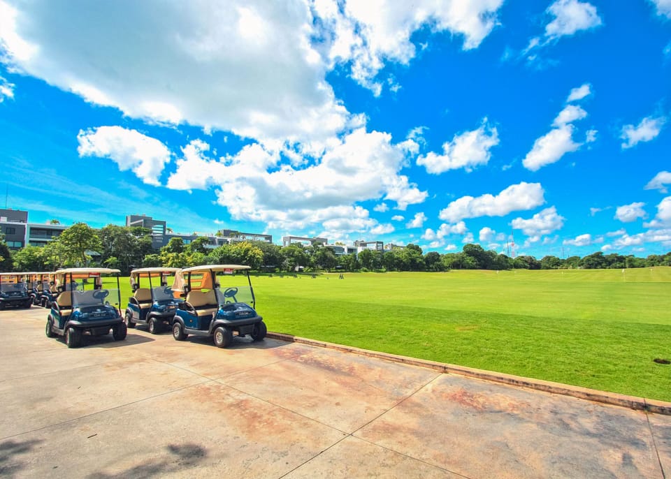 Golf cart