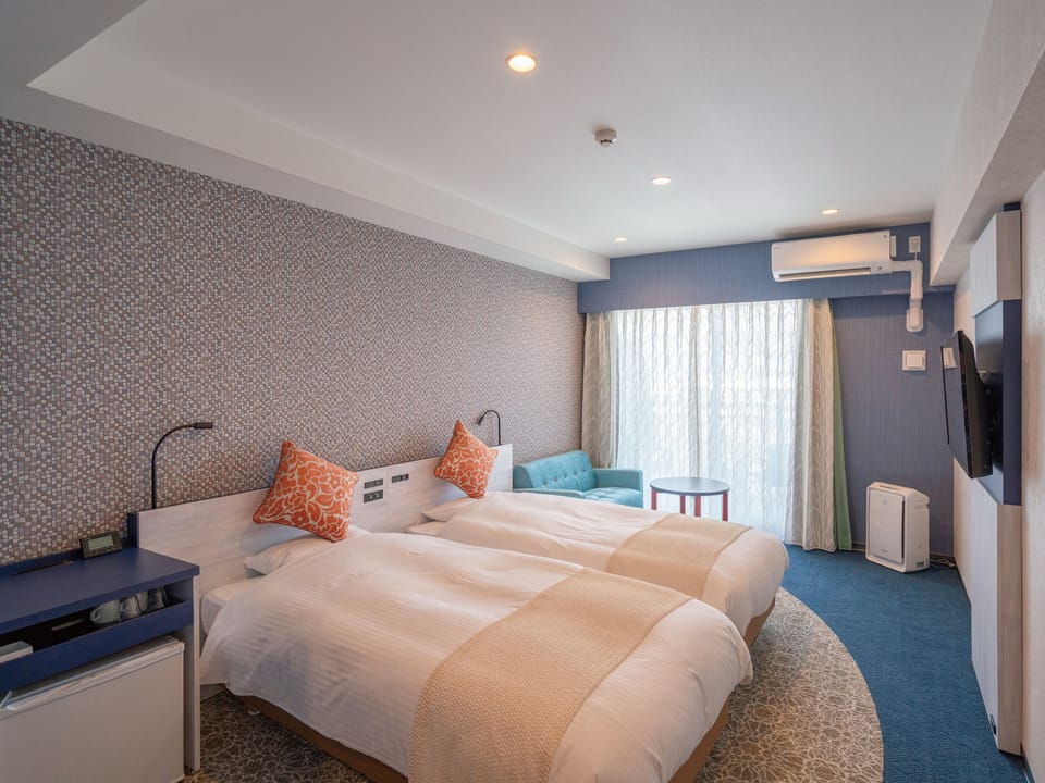 Comfort Twin Room | In-room safe, blackout drapes, iron/ironing board (on request)