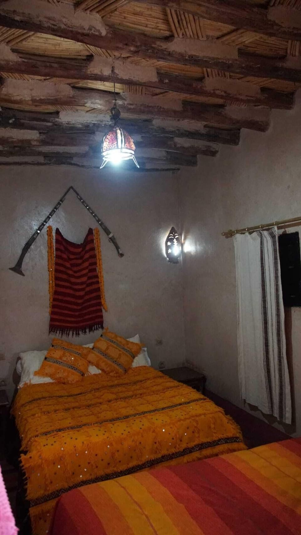 Standard Single Room | Free WiFi, bed sheets