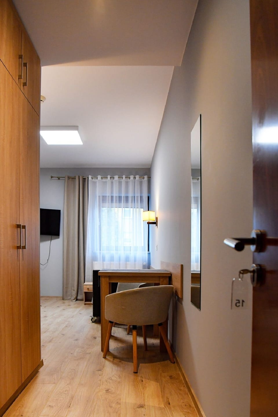 Single Room | Blackout drapes, free WiFi, bed sheets