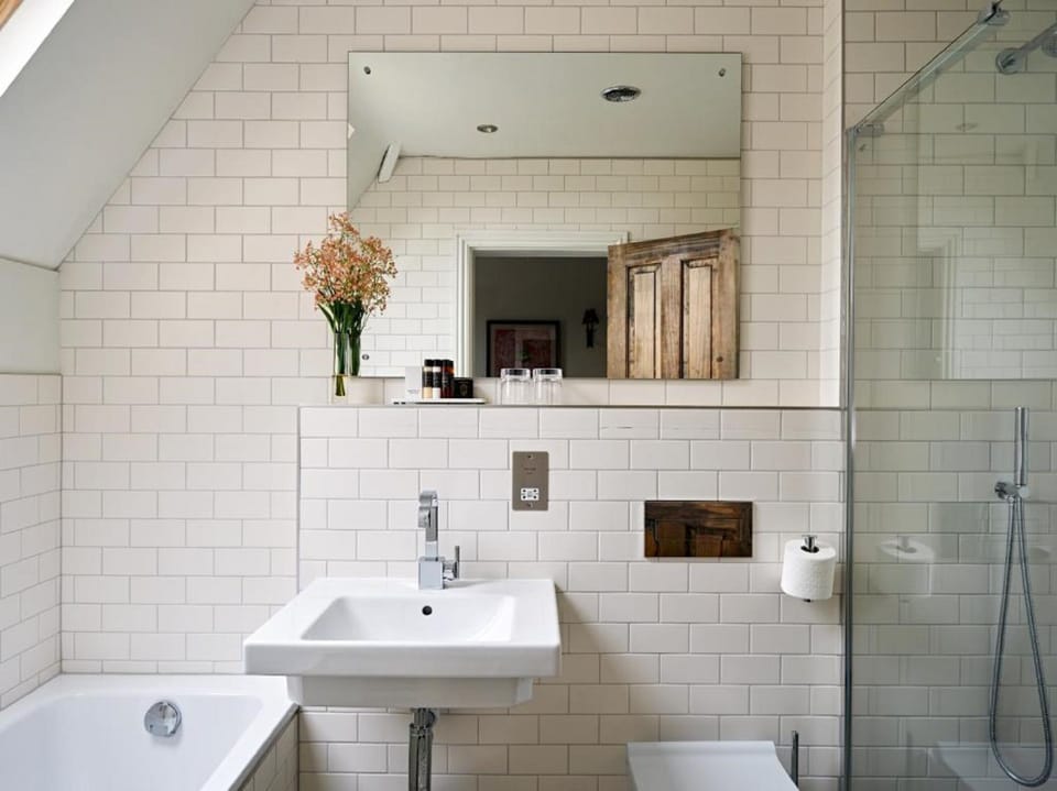 Cotswold Grange Bed and Breakfast in Cheltenham
