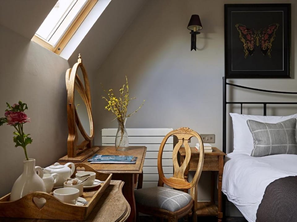 Deluxe Double Room | Hypo-allergenic bedding, individually decorated, individually furnished