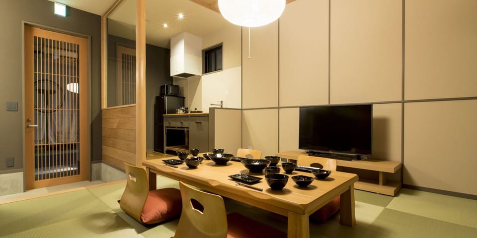 Japanese Style Villa, 2 Bedrooms | 2 bedrooms, desk, free WiFi, bed sheets